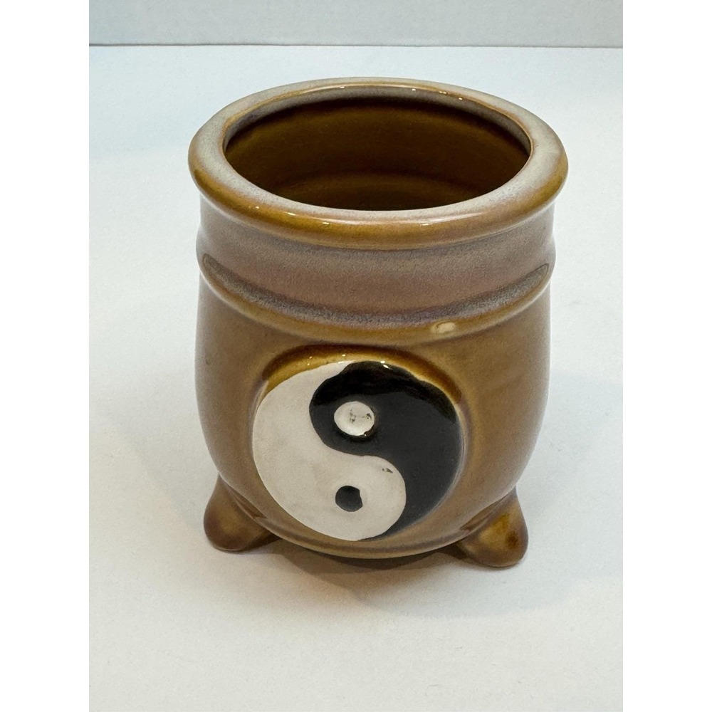 VTG  Yin Yang Footed Planter Pot, Pencil Holder, Brown Pottery